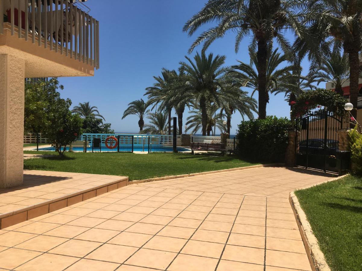 Apartamento Con Vistas Al Mar. Primera Linea De Playa. Агуадулсе Екстериор снимка