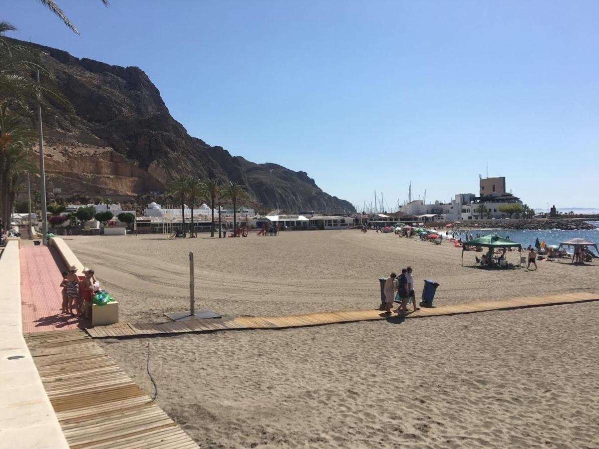 Apartamento Con Vistas Al Mar. Primera Linea De Playa. Агуадулсе Екстериор снимка