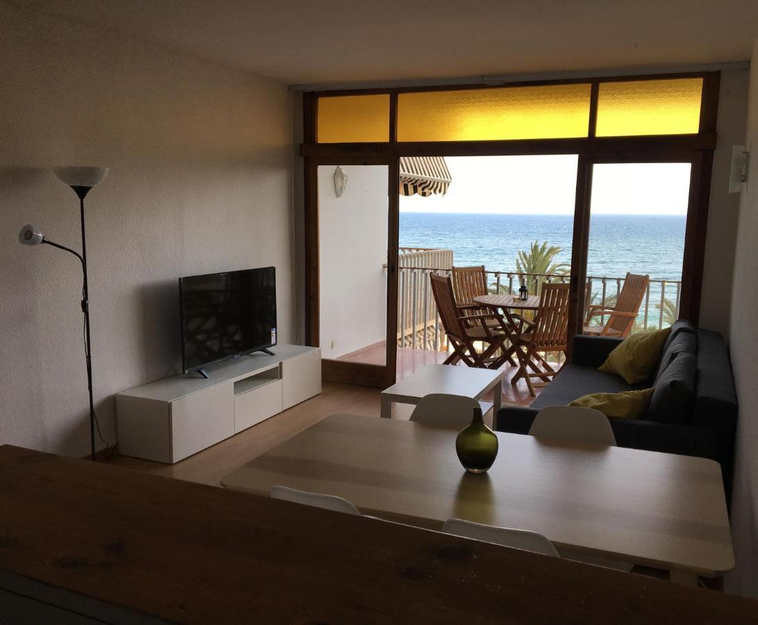 Apartamento Con Vistas Al Mar. Primera Linea De Playa. Агуадулсе Екстериор снимка